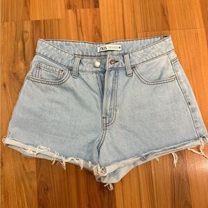 ZARA Light Wash Distressed Denim Shorts